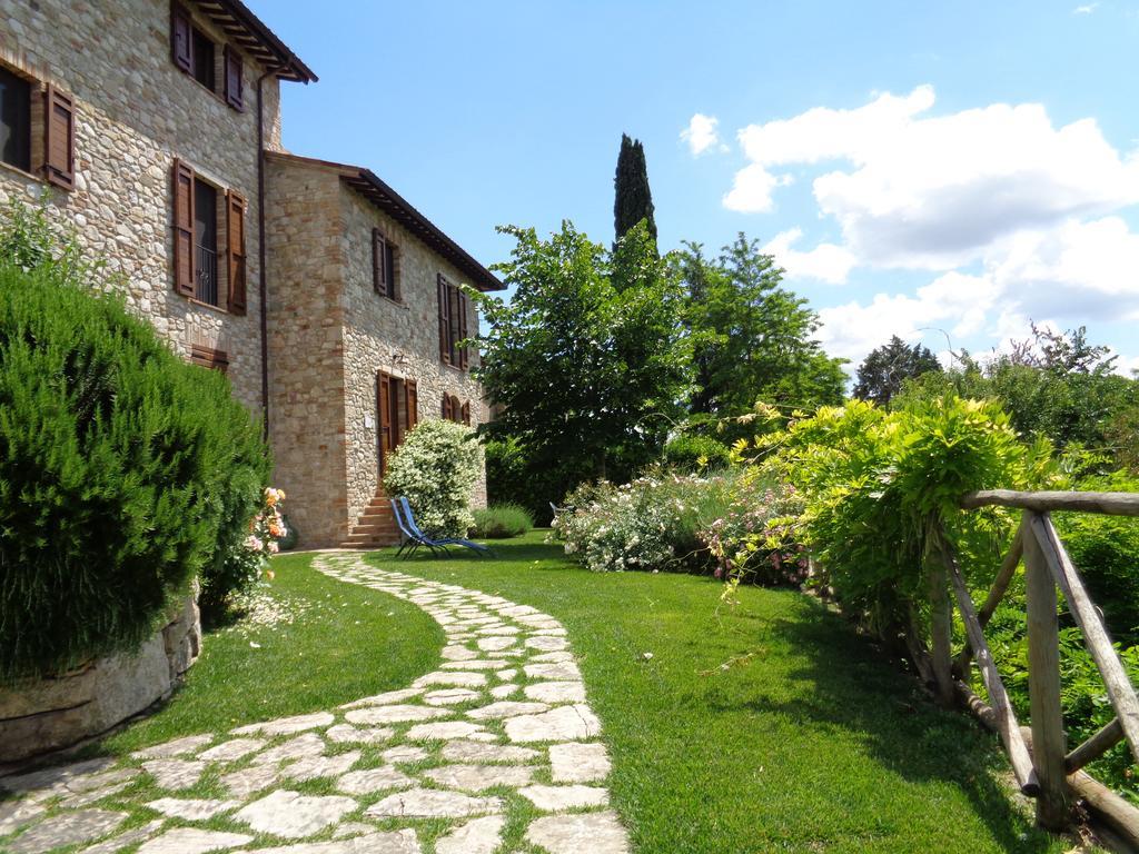 Agriturismo La Torraccia Тоди Экстерьер фото